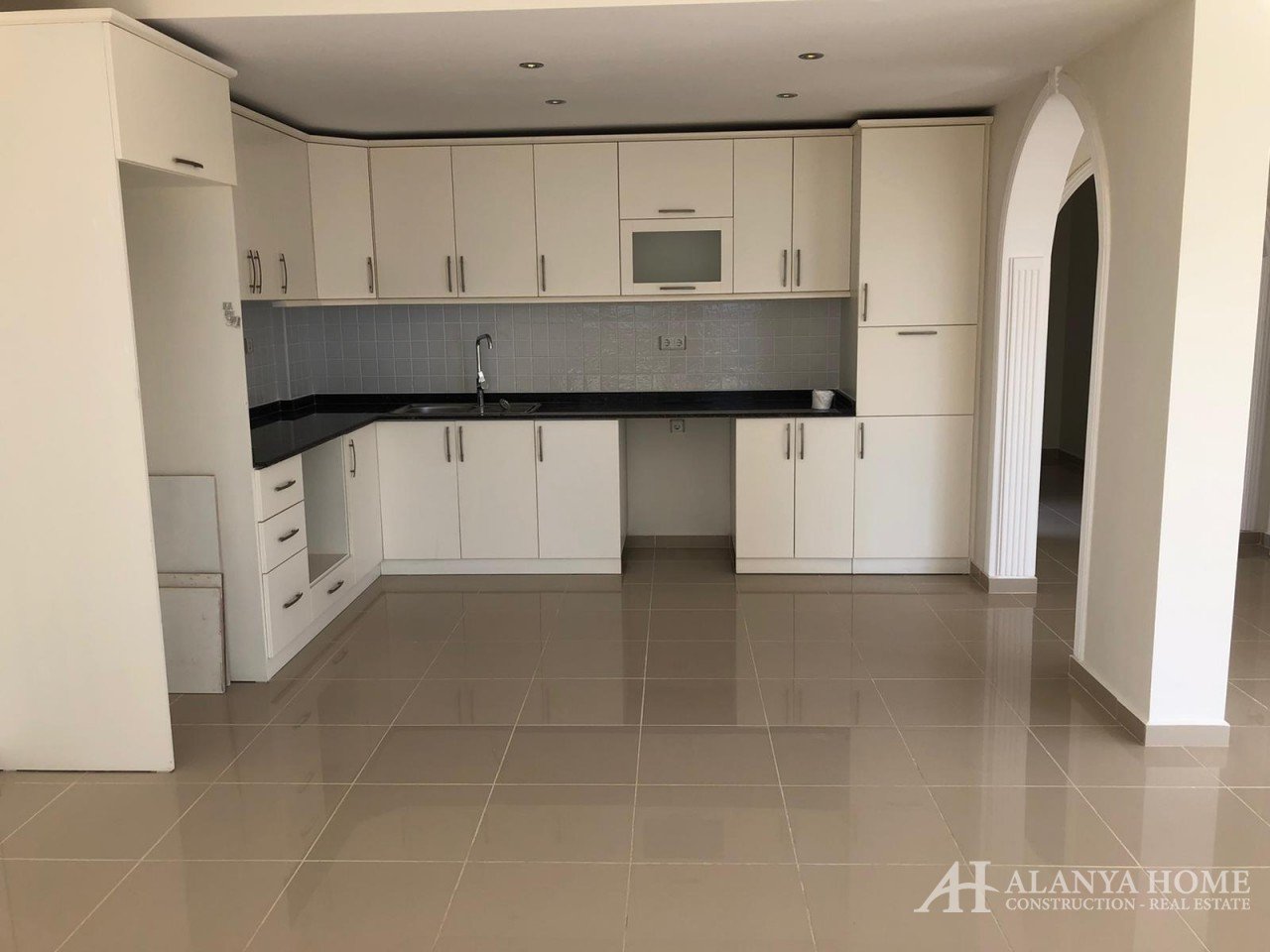 Sunrise Villas Kargicak آلانیا آنتالیا ترکیه عکس خرید فروش آپارتمان مبله اقساطی در ساختمان جدید از س